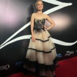 Ana Layevska Instagram - Nuestra @analayevska1 en la premier de #Zorro que se estrenará este 19 de enero, solo en @primevideomx. Stylist: @alo_murillo_ Outfit: @benitosantosoficial Makeup: @ger.parra Hairstyle: @gabiokka Joyería: @swarovski #AnaLayevska #TalentoZuma #Irina #PrimeVideo #Serie