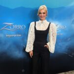 Ana Layevska Instagram - Junket de #zorro muy contenta de volver a ver a mis compañeros @andruchis @dalia_xiuhcoatll y @cuauhtli_jimenez emocionada de que ya vamos a ver la serie !!!!! Mil gracias a mi equipo de “embellecedores “ Aretes @dangelojoyeria Vestido @benitosantosoficial Zapatos @shopcider vía @farfetch Styling @alo_murillo_ makeup @ger.parra hair @gabiokka coordinación y todo @zumatalent_