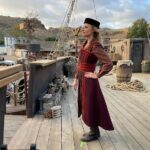 Ana Layevska Instagram - Cuando se graba todo en #greenscreen Mi personaje Irina vive en un barco en el mundo de #zorro y literal construyeron uno!!! @amazonprime @primevideomx ustedes ya vieron la serie #zorro? #backstage Cuéntenme!! Que les pareció?