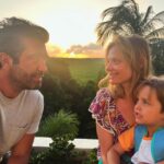 Ana Layevska Instagram - Comunicación de 3…#familia @rodrimoreira