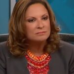 Ana María Polo Instagram - Mis amigos... En este caso, observamos cómo Nataly demanda a Elías por incumplir un contrato en el que se comprometió a bailar durante quince días. Sin embargo, debido a discrepancias, solo cumplió con tres días. Ahora, ella exige el reembolso del dinero. Amigos¿Bailarían ustedes durante quince días por esta cifra de dinero? El capitulo lo puedes encontrar en mi canal oficial de “Facebook” como “Novia Alemana” #novia #baile #dinero #fyp #casocerradotv