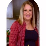 Ana María Polo Instagram - ¡Ahora sí que se encendió la fiesta! Vengan a tomarse un Coquito conmigo mientras les cuento sobre las grandes ofertas especiales de OmegaXL. Para ahorrar sobre 60% de sus compras vayan a Omegaxl.com/Ana. ¡He dicho! #Ad #OmegaXL #AnaMariaPolo