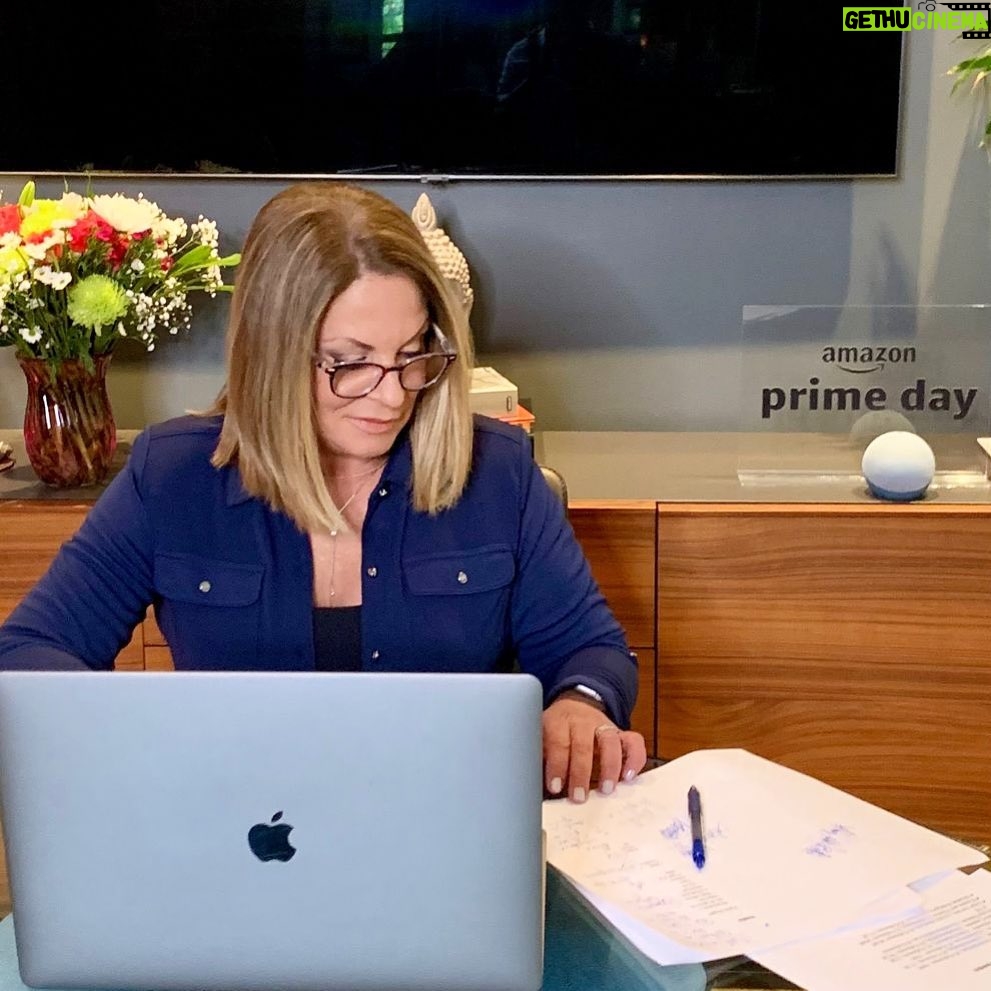 Ana María Polo Instagram - ¡Hola amigos! Ayer tuve el gusto de participar en un evento virtual con periodistas e influencers de todo el país para hablarles sobre #PrimeDay y #AmazonPrime Les dejo más información y el enlace en mis historias. #HeDicho #AnaMariaPolo #ad