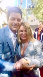Ana María Polo Instagram - Ya que anda circulando en la prensa un artículo sobre mi amistad con el simpático @chayanne aprovecho y les comparto esta foto de cuando coincidimos en la alfombra roja de los @latinbillboards 🎵 #FBF #HeDicho #CasoCerrado #AnaMariaPolo