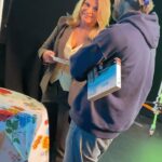 Ana María Polo Instagram - ¡Hola amigos! Aquí la #DoctoraPolo chambeando en diferentes actividades. Lo importante es estar activo 💪 ¡Los quiero! #HeDicho #CasoCerrado #AnaMariaPolo