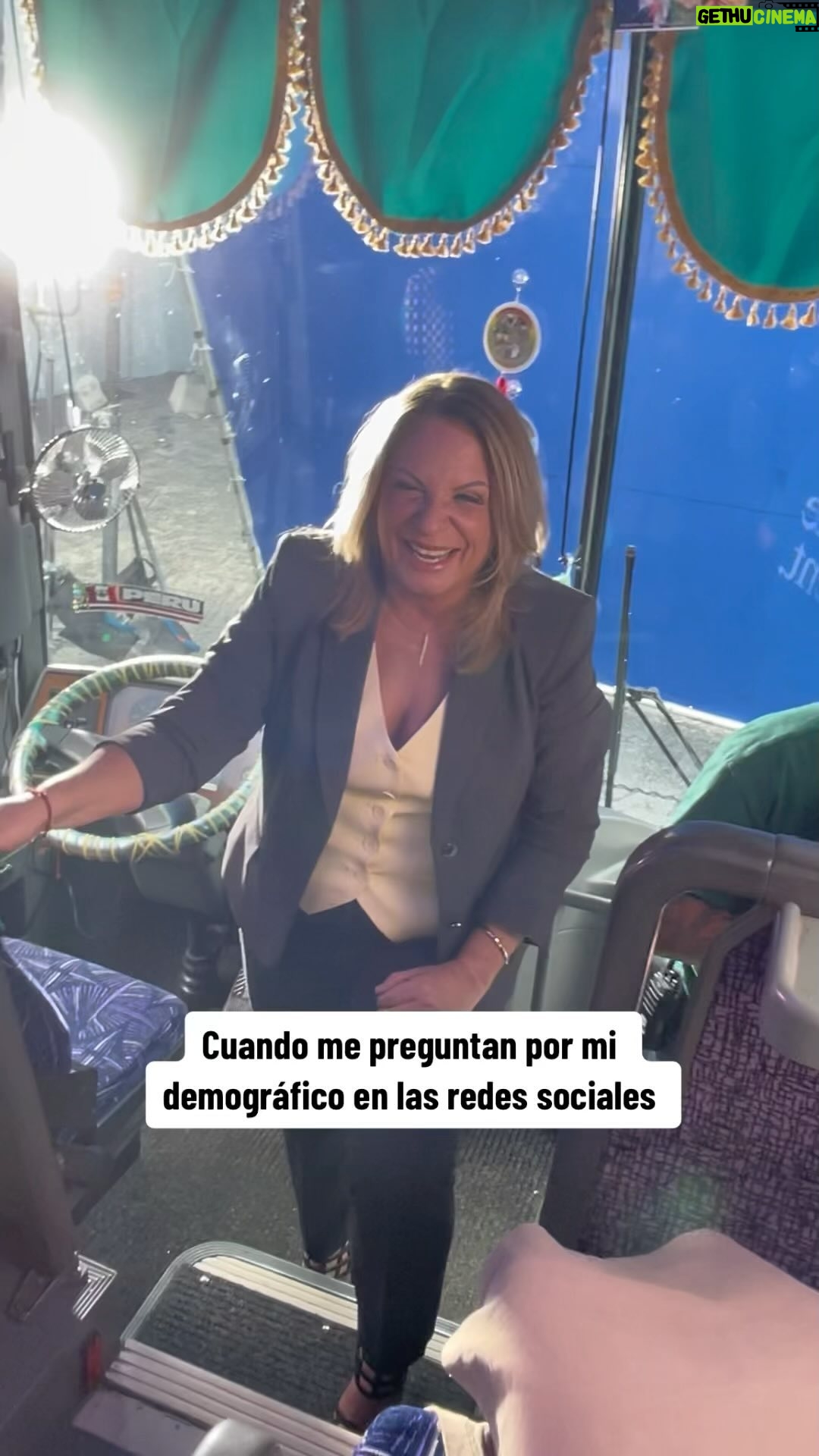 Ana María Polo - 71.2K Likes - Eso me toca responder 😂 De una vez les pregunto… ¿Qué edad tienes y desde donde me sigues? Los leo.
#HeDicho #CasoCerrado #AnaMariaPolo