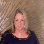 Ana María Polo Instagram - Hola amigos… ¡Feliz día! Quiero compartir con ustedes una información importante de DACA: * ¡Las renovaciones de DACA siguen abiertas y los beneficiarios de DACA deben renovar! * ¡El permiso adelantado conocido como “Advance parole” sigue disponible para los beneficiarios de DACA! Si necesitan más información y de forma gratuita sigue a @informed_immigrant y visita inmigranteinformado.com Estar informado es la clave de todo 🫶… Comparte estos recursos con personas que tal vez les pueda ayudar. #DACA #INFORMEDIMMIGRANTE #inmigranteinformado #inmigrante #latino #Familia #EstadosUnidos #USA