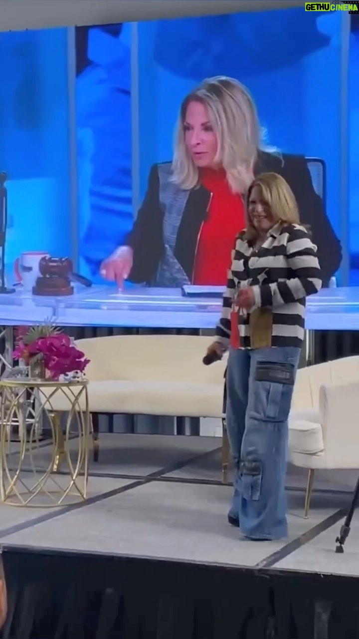 Ana María Polo - 168.7K Likes - Cuando no haces caso a tus propios consejos 😅😂 #yournameisnotmoon #secreaenespañol #AnaMariaPolo #CasoCerrado #moon #Creacon #Creaconusa #hispanicheritagemonth #mesdelaherenciahispana #luna