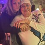 Ana María Polo Instagram - Exquisita noche de Jazz Latino en @calledragonesmiami Comida deliciosa y un show increíble de @leniadiaz_official a quién recordaba de una fiesta aniversario de #CasoCerrado. Tuve la oportunidad también de saludar al maestro del piano @chuchovaldesmusic y a muchos de ustedes que me brindan siempre su cariño. ¡Miami tiene tanto que ofrecer! 💃🏻🎷🌴 #HeDicho #AnaMariaPolo #calledragonesmiami