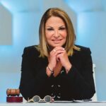 Ana María Polo Instagram - Hola amigos, paso por aquí hoy para desearles un lindo martes. #martes #smile #casocerrado #drapolo #hedicho