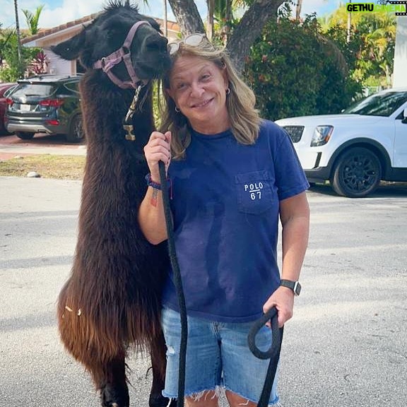 Ana María Polo - 45.6K Likes - Vieron la película @dontlookupfilm ??? Representa claramente nuestra sociedad. ¡Rompámoslos!
#HeDicho #CasoCerrado #AnaMariaPolo