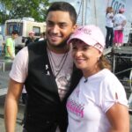 Ana María Polo Instagram - ¡Feliz jueves amigos! Hoy que es #TBT les comparto estas fotos de un evento de la fundación @susangkomen Qué rico compartir con ustedes, @mannymanuellive y la bella @adamarilopez también sobreviviente de cáncer de seno cómo yo. Recuerden por favor hacer sus chequeos y su auto examen. Una detención temprana hace toda la diferencia. ¡Cuídense! ¡Los quiero! 💗💗 #HeDicho #CasoCerrado #AnaMariaPolo