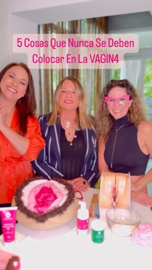 Ana María Polo Instagram - ¿Tu alguna vez has hecho alguna de estas cosas que mencionan mis doctoras @tu_ginecologa y @doctoraklarasenio a tu VAGlNAr? 

¿Tienes alguna duda? ¿Has hecho, visto o escuchado cosas “peores”? 

Escríbenos tus dudas en los comentarios y las doctoras @tu_ginecologa y @doctoraklarasenior estarán atentas para responderte.

Para más información sobre cómo cuidar @tusaludintima visita www.tusaludintima.com

#casocerrado #cuidatusalud #tusaludintima #salud #saludsexual