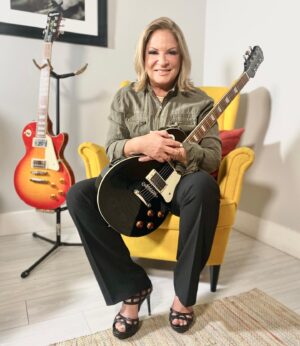 Ana María Polo Instagram - Sano mi alma a través de la música. ¿Ustedes? 🎶✨ 

#HeDicho #CasoCerrado #AnaMariaPolo