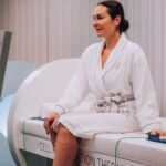 Ana Milán Instagram - He vivido una semana en albornoz, en calma, sin tomar decisiones más allá de si quería el té de jengibre o negro. He pasado una semana curándome, conociendo mi cuerpo y calmando mi espíritu. He aprendido mil cosas sobre cómo cuidarme mejor y me he sentido en las mejores manos del mundo. Volveré sin duda al @shawellness y creo que para siempre será mi regalo favorito. Gracias de corazón a todo el equipo, doctores, enfermeras, personal de recepción, cocineros, maitres y las decenas de personas increíbles que formáis el Sha. Sois una maquinaria perfecta. 🤍 #myshaexperience