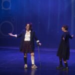Ana Morgade Instagram - Fue una cita un tanto... Accidentada. Pero no quita lo bien que lo pasamos. Doblete en Santander con entradas agotadas con Ana Morgade, Álex Clavero, Eva Hache y J.J. Vaquero. Cuatro Mentes Peligrosas con mucho que compartir. ¿Os gustó la lección? 📚 🔜 Bilbao, Vigo, Burgos, Barcelona... ¡Nos vemos MUY pronto! 🧠 #MentesPeligrosas