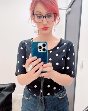 Ana Morgade Instagram - Cara B, cara A, cara C, cara D, cara EH?
Las 5 fotos de este último @pasapalabra dándolo todo, como siempre. Qué nervios y qué fotazas me da este programa, de verdad.