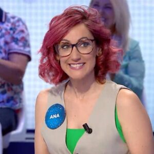 Ana Morgade Instagram - Hoy voy con las gafas buenas a @pasapalabra !!! Aquí me tenéis en movimiento, en foto, en blanco y negro y en japomanga! Desliza si no me crees. No te miento, titi.