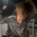 Ana Morgade Instagram - Finde en Fuerteventura de Impro a fuego y mucha comida rica, sol y risa buena. En el error improvisamos sobre equivocarse, que es la base de la vida, la comedia, y mi currículum, la verdad. De grandes fracasos surgieron grandes inventos, maravillosas historias, relaciones épicas. Erremos más y mejor.
