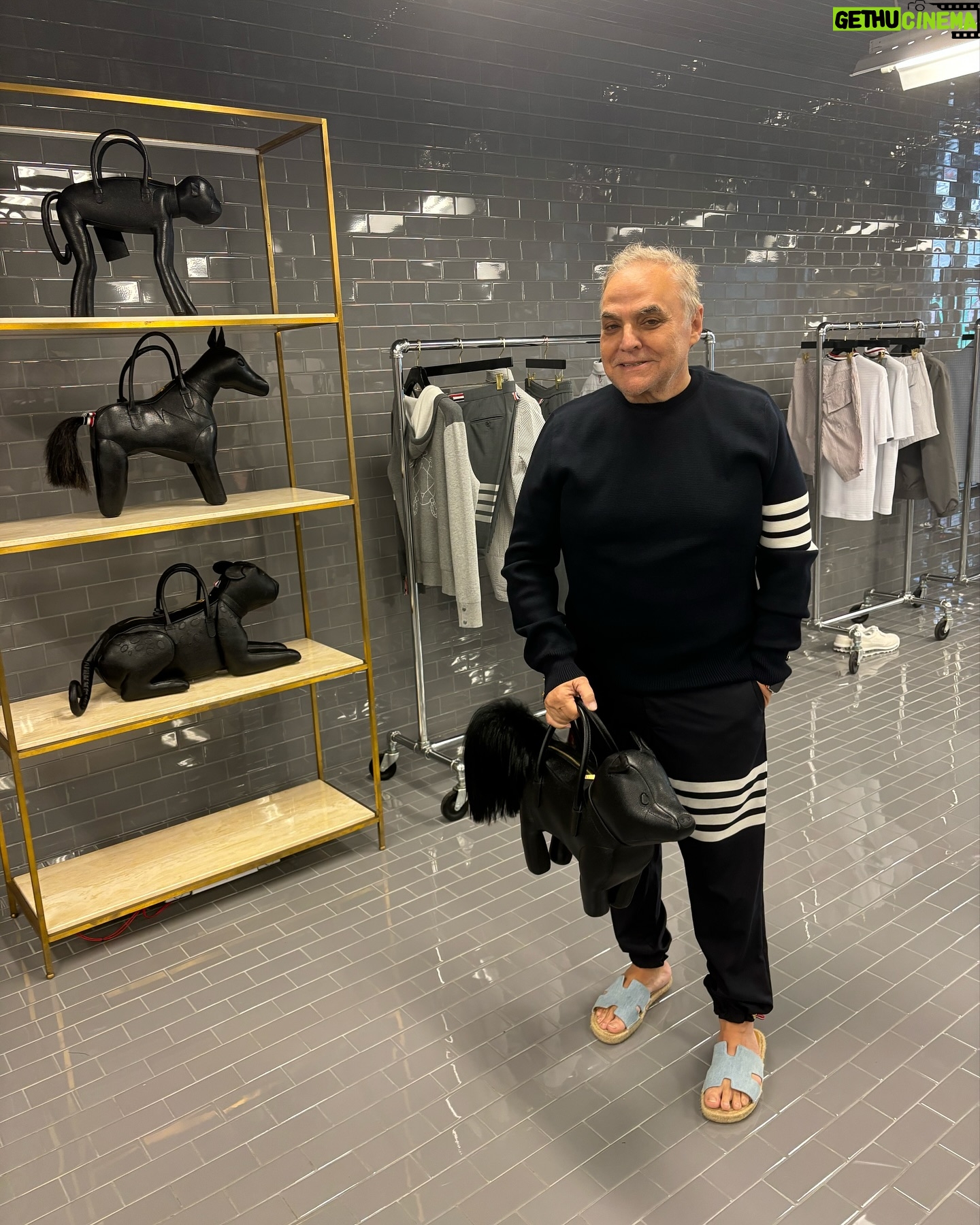 Ana Navarro Instagram - Shopping with bestie, @leeschrager, for his birthday suit at @thombrowne at Miami’s Design District. So fun.
