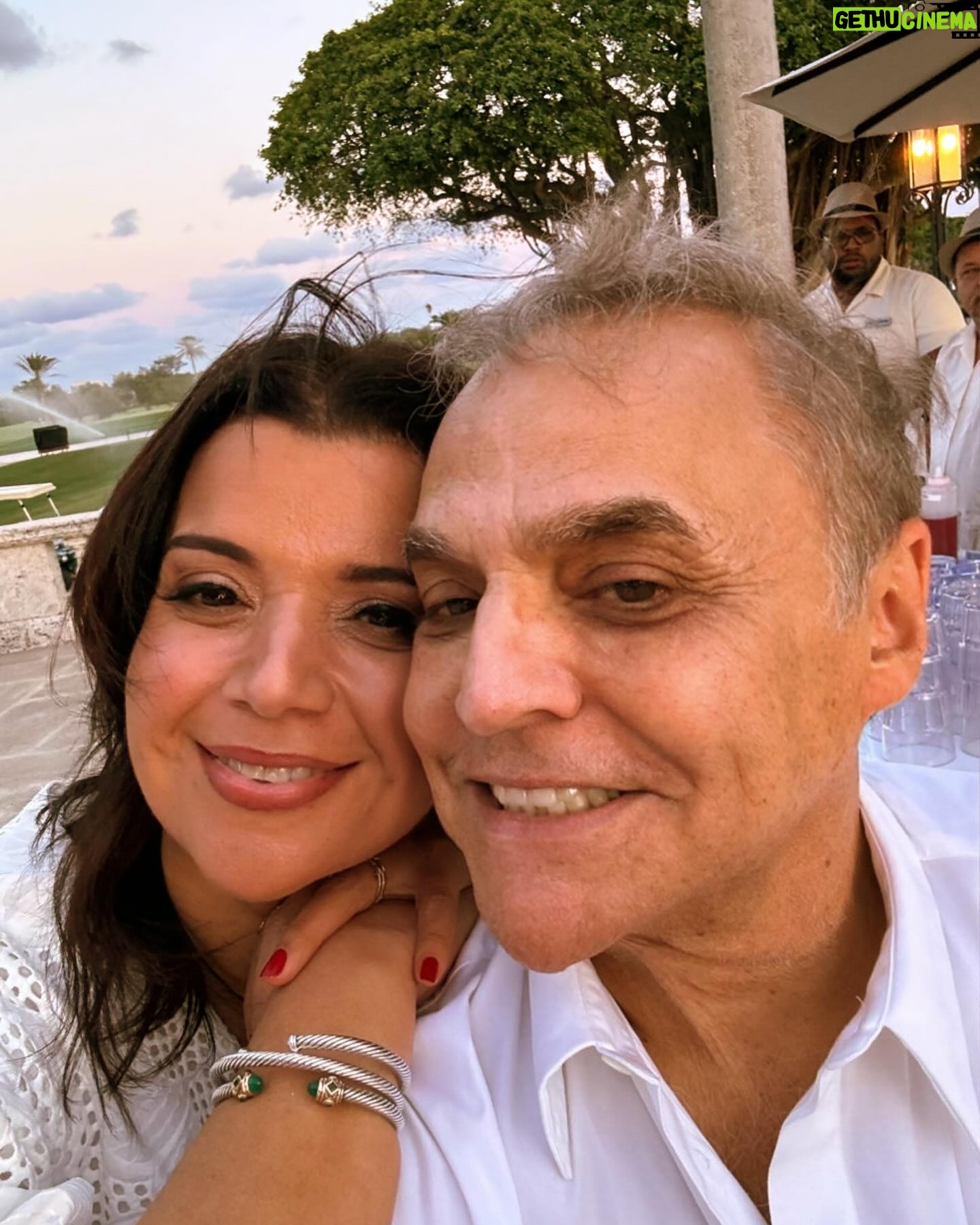 Ana Navarro Instagram - #havavanights and seafood buffet @indiancreekloomis = closing night for the season with @ananavarrofl @alcardenas28 and my @ricres1