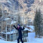 Ana Patricia Gámez Instagram – Día 2 ⛷️ logré bajar una pista azul sin caerme pero me duelen mucho las piernas 🤣 descubrí que mi miedo es a las alturas y a la velocidad 😓 Giulietta hizo sus primeros brincos 😅 Gael pasó a nivel 2 en la escuela y Luis pues que les digo, parece Pro 🤭 
#Aspen ❄️ #Snowmass 🎿