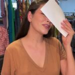 Ana Patricia Gámez Instagram - Así mi sábado empacando algunas órdenes de www.Beashion.com 🌸