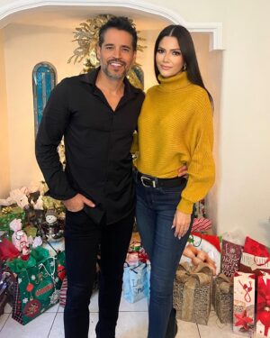 Ana Patricia Gámez Instagram - Mi muy Feliz Navidad con los que más amo en mi Sonora 🌵🎄🥰