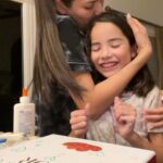 Ana Patricia Gámez Instagram - Actividad de última hora antes de San Valentín con mi Giulietta 💕 ella me pidió grabar y que les compartiera el video, en mis historias pueden ver todo lo que ella les quería compartir 🥹💕🥰💝