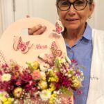 Ana Patricia Gámez Instagram – Te amo Mamá 🌸 gracias por esta hermoso arreglo @PoPartyMiami 💐