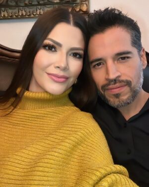 Ana Patricia Gámez Instagram - Mi muy Feliz Navidad con los que más amo en mi Sonora 🌵🎄🥰