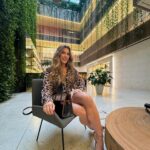 Ana Paula Minerato Instagram - Tardezinha #Vino&Pasta #Ilcapitale 🍷🍽️