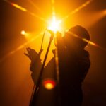 Ana Tijoux Instagram - Gracias, Thanks you, Merci 🙏🏽 #sanfrancisco #losangeles #california por todo el cariño y acompañarnos en esta VIDA TOUR 🫀 Llevamos en el alma cada aplauso y abrazamos con todo el cora cada momento compartido. Nos vemos #santiagodechile en @lollapaloozacl este 17 de Marzo tempranito a las 16:30pm en Alternative Stage‼️habrán sorpresas ❤️ Gracias a mi hermoso equipo que me acompaña y deleitan en los escenarios @raulrama.cl @derrocha_fe @nicondrums Guillaume en el sonido @pandaartistmanagement Salud por los afectos Salud por nuestro hermano César que nos acompaña en cada latido y abraza este sentir más presente que nunca. Te amo hermana @oir_con_ojos 🤲🏽 Privilegiados de poder cantar y seguir haciendo música en tiempos de genocidio. Jamás olvidar sin miedo de pie familia! ❤️🖤🤲🏽🫀🇵🇸🫶🏽🙏🏽🫀