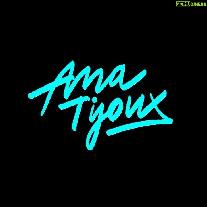 Ana Tijoux Instagram - EMPEZAMOS CON TODO TOUR DE VIDAβ€οΈπ« Encuentre las entradas a travΓ©s de anatijouxoficial.com π7 de marzo en la Auditori Nacional dβAndorra, ANDORRA π9 de marzo en la @sala_apolo de BARCELONA π10 de marzo en @centromusicallasarmas, ZARAGOZA π 12 de marzo en @bimbos365club, San Francisco π 14 de marzo en @regenttheaterla, Los Angeles π 17 de marzo en @lollapaloozacl, Santiago, Chile π 19 de marzo en @thecrocodileseattle, Seattle π 21 de marzo en @metrochicago Chicago, IL π 22 de marzo en @thecedar, Minneapolis π 24 de marzo en @lprnyc, New York π 25 de marzo en @brighton_music, Boston π 26 de marzo en @worldcafelive, Philadelphia π 27 de marzo en @unionstage, Washington DC π 30 de marzo en @encuentrotrama, Guadalajara, MΓ©xico π 03 de abril en @cafedeladanse_paris, Paris π 12 de abril en @thegrandsocialdublin, Dublin π 13 de abril en @villageunderground de Londres, dentro de lalineafestival π 04 de mayo en @teatrobarakaldo, Barakaldo @pandaartistmanagement @produccionw