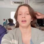 Ana Valeria Becerril Instagram - @ana.valeria.becerril y su servilleta haciendo el #actingchallenge #actingchance ¿Será que pasamos a callback? 🥸🤡 ante todo la verdad en escena 😌