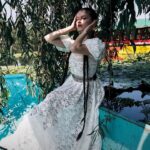Ana Valeria Becerril Instagram - Grazia x Dior Por los senderos del Lago de Xochimilco Foto @______tigree Dir. de Moda @annielask Dir. Editorial @tonisalamanca Maquillaje @gusbortolotti Hair @ernestovargas_hair @graziamexico @dior @talentontheroad 🤍