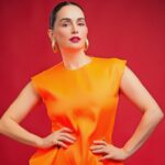 Ana de la Reguera Instagram – Nos entusiasma compartir esta gran noticia, nuestra talentosa actriz  @adelareguera el próximo 2 de septiembre tendrá el honor de ser la primera actriz de Latinoamérica en convertirse en madrina de los Premios Kinéo en el Festival Internacional de Cine de Venecia.
 
ANA DE LA REGUERA BY: @josuepena7 
DIRECCIÓN Y ESTILISMO: @claudiavaldeza 
HAIR: @veronicamillan_ 
MAKE UP: @cesarmushi 
ASISTENTE DE PRODUCCIÓN: @ecobrow 

#anadelareguera #premioskinéo #festivaldevenecia