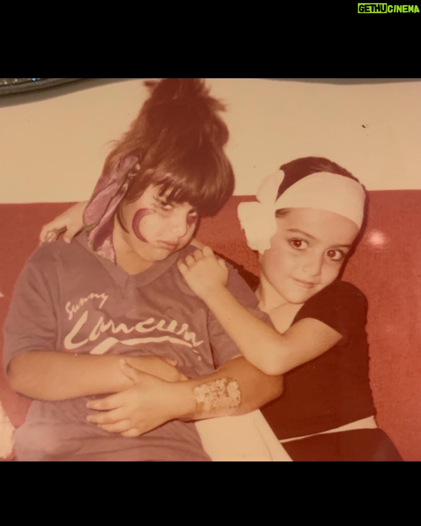 Ana de la Reguera Instagram - Felices 50 Hermana! Por seguir creciendo juntas! TE AMO CON TODO MI CORAZÓN!