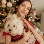 Anastasia Russo Instagram - 🎄 MERRY CHRISTMAS EVERYONE 🎄 hope you have a magical night and make the best memories ✨ I love you so much! 📸: @crossingpathsphotography