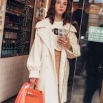 Anastasia Russo Instagram - Winter vibes with @kseniamooon 📸 and @olga.lebedinskaya 💋 wearing @bosanovaoficial shoes and bag, and @funfun_official coat 🤍