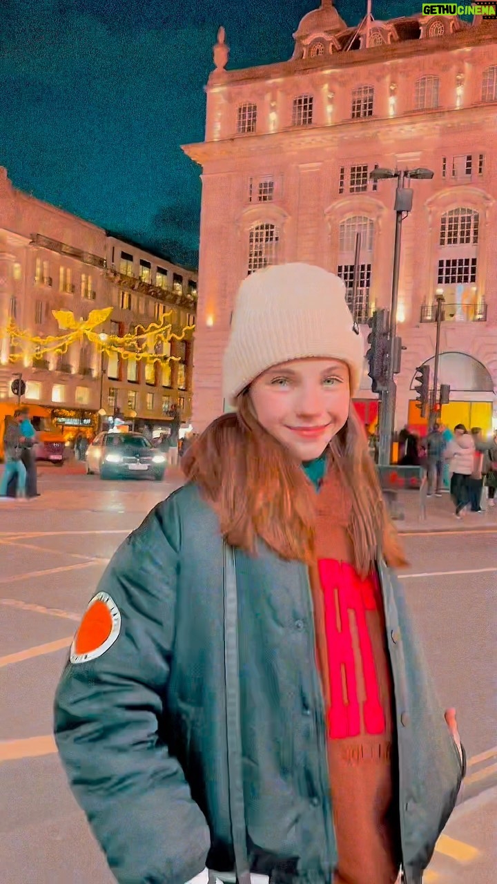 Anastasia Russo Instagram - 🇬🇧 one of my favorite trips ever 🇬🇧