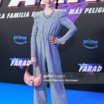 Anastasia Russo Instagram - Little sum up of my latest premieres because they have been AMAZING! 🥹✨ 1- look at this outfit for the premire of “Los Farad” by @primevideoes 2- little video because WOW 3- @miguel.g.herran smiled at me and I almost fainted 4- Premire of “OCHO APELLIDOS MARROQUIS 5- I LOVE doing interviews! 6- love them even more @carlotabmendo @nanobmendo 7- Premiere of the new Hunger Games movie and I dressed up as Lucy Gray 🥺💘 8- this brownies were DELICIOUS! 9- amazing movie premiere of “La Caja de Arena” which discusses important topics such as bullying! 10- And lastly the movie premiere of “La Navidad en sus Manos” 💥🎄❤️