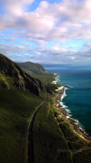 Andréane Chamberland Instagram - 🥹 Which place do you like to visit the most in the world? 
••••••••••••••••••••••••••••••••••••••••••••••••••••••••••
#hawaiistagram #hawaii #hawai #hawaii🌺 #hawaiisbestphotos #visithawaii #hawaiilifestyle #hawaiilife🌺