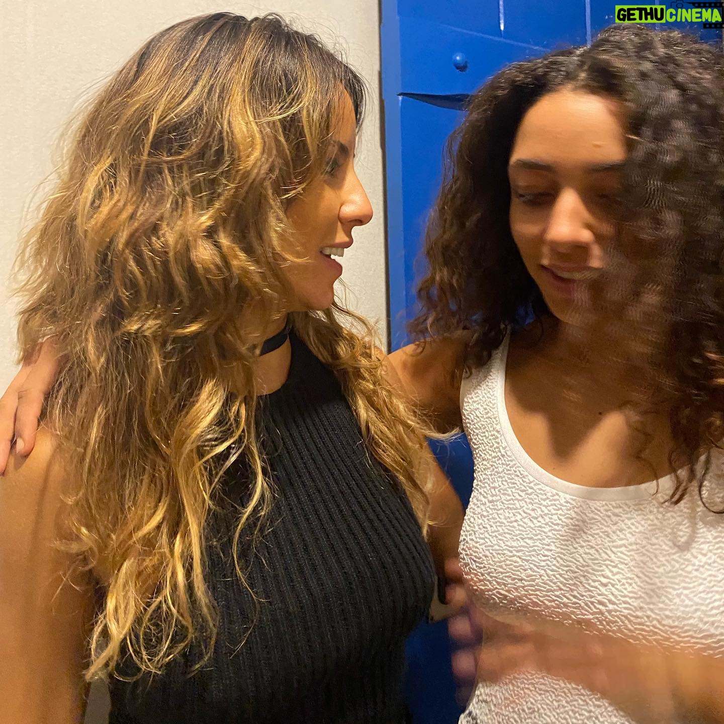 Andréia Horta Instagram - Semana boa!!! @letrux @marcosmion @saraholiveira @ravel.ravel @carvalhoalice @pfranca @sayonarasarti @marcelogomesrecife @icaro e mais e mais porque eu nunca lembro de tirar fotos mas estou tentando. 📸
