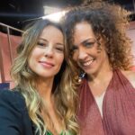 Andréia Horta Instagram - Sexta feira agora às 16hs estaremos no programa Sem Censura em homenagem a Elis Regina. Só gente querida @lailagarin @nelsonmotta @cissaguimaraes @afabianepereira @claudiaelizeu @carvalho5028 . Que maravilha encontrar essa turma pra falar de Elis!!! 💚💐
