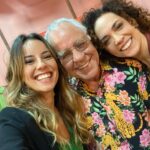 Andréia Horta Instagram - Sexta feira agora às 16hs estaremos no programa Sem Censura em homenagem a Elis Regina. Só gente querida @lailagarin @nelsonmotta @cissaguimaraes @afabianepereira @claudiaelizeu @carvalho5028 . Que maravilha encontrar essa turma pra falar de Elis!!! 💚💐