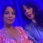 Andréia Horta Instagram – Dos momentos mais lindos da vida ver @caetanoveloso e @mariabethaniaoficial cantando na minha frente no @caldeiraocommion ao lado de amigas tão amadas, tanta gente querida. Os dois irmãos que tanto me emocionam, e que são parte da minha vida. Me emocionei tanto de uma alegria tão viva! Que força eles exercem sobre mim! Bethania uma referência como intérprete, Caetano um amor em mim que não sei nem falar, meu país mais amado.