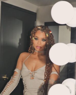 Andra Day Instagram - Hear me sing “Probably” on @jimmykimmellive now! And stream the album out everywhere now!! Thank You Lord always 🙏🏽🙌🏽✨🥹