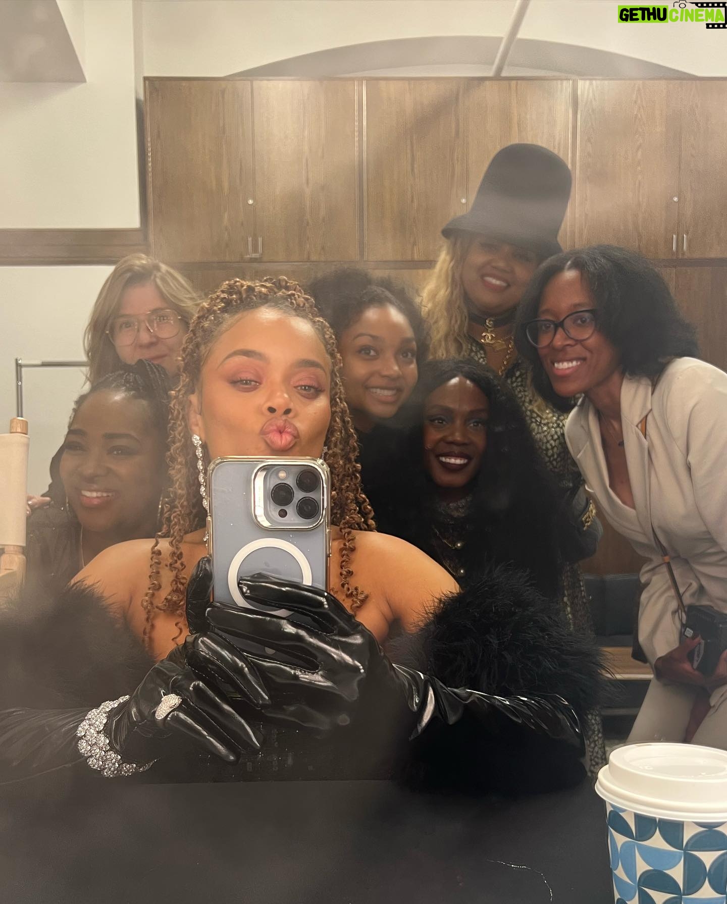 Andra Day Instagram - Thank you! Many blessings to George & Amal, @clooneyfoundationforjustice #TheAlbies & the honorees Dr. Mukwege, Niloofsr Hamedi, Elahe Mohammadi, Truth Hounds, Thai Lawyers for Human Rights and Syrian Center for Media & Freedom of Expression for your sacrifice and dedication to create a world where human rights are defined and protected 💚🙏🏽 “Whenever you conceptualize social justice struggles, you will always defeat your own purposes if you cannot imagine the people around whom you are struggling as equal partners.” - Angela Davis