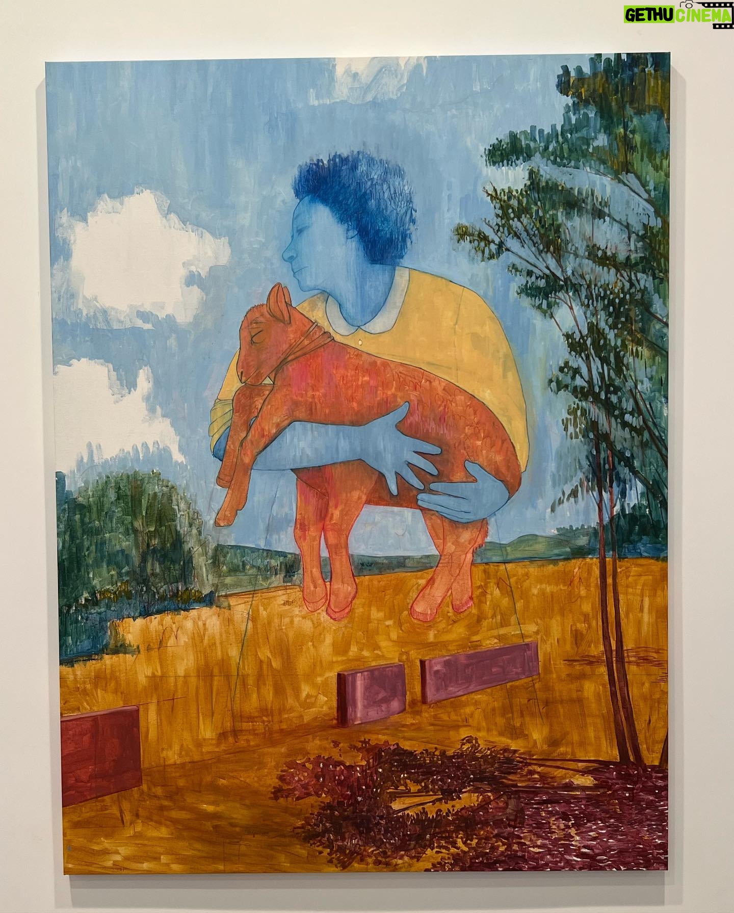 Andra Day Instagram - If yall in NY before the 22nd pls go to @galerielelong & check out my fave artist @pamelaphatsimo 1st solo exhibit in the city 🙏🏽💚🥰🥹 a blessin
